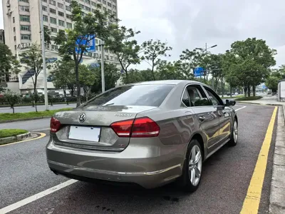 Volkswagen Passat 2014, 99000 км, за 28800 CNY - фото 9