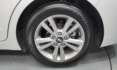 Hyundai Avante 2018, 78808 км, за 12900000 KRW - фото 21