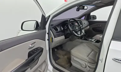 Kia Canival 2016, 144245 км, за 8500000 KRW - фото 10
