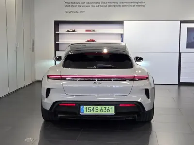 Porsche Taycan 2025, 8520 км, за 199000000 KRW