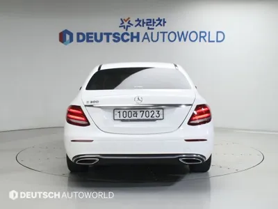Mercedes-Benz E-Class 2020, 96618 км, за 25900000 KRW - фото 4