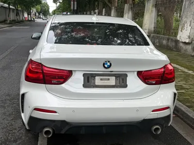 BMW 1 Series 2019, 26000 км, за 49800 CNY
