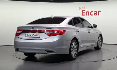 Hyundai Grandeur 2014, 320380 км, за 3390000 KRW