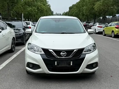 Nissan Tiida 2016, 91000 км, за 31000 CNY