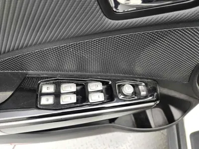KG_Mobility_Ssangyong TIBOLI 2018, 326187 км, за 3200000 KRW - фото 12