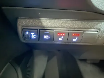 Toyota Corolla 2023, 26000 км, за 97800 CNY - фото 19