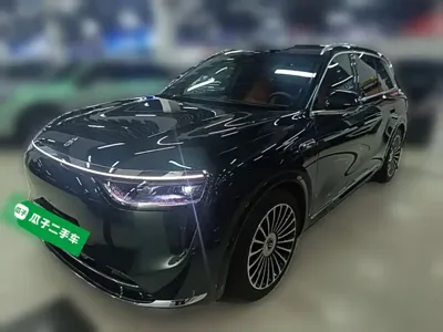 AITO 问界 AITO M8 2025, 7900 км, за 506400 CNY