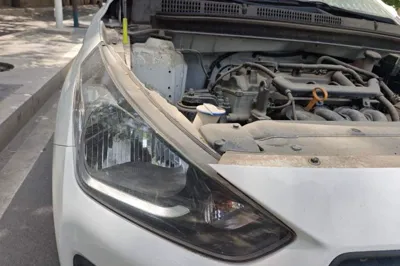 Hyundai Verna (older generation) 2017, 33900 км, за 25680.81 CNY - фото 13
