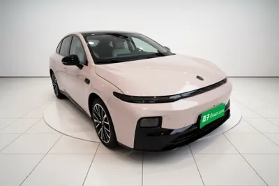 Leapmotor B01 2025, 9100 км, за 109761.99 CNY