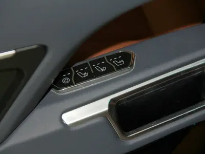Toyota Sienna 2018, 101000 км, за 175000 CNY - фото 30