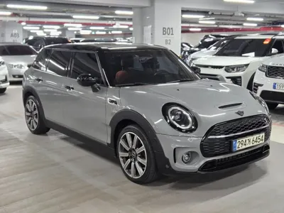 MINI Clubman · 2022 год