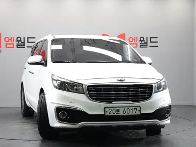 Kia Canival 2015, 266920 км, за 5380000 KRW