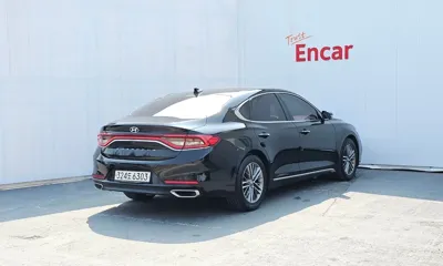 Hyundai Grandeur 2017, 197484 км, за 9500000 KRW