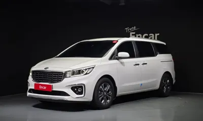 Kia Canival · 2020 год