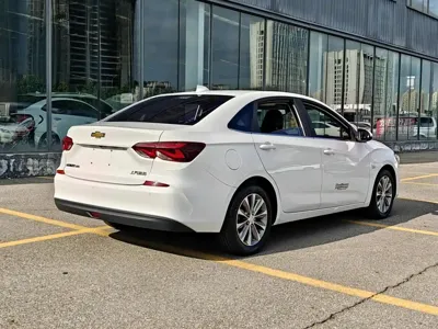 Chevrolet Monza 2020, 77000 км, за 38800 CNY