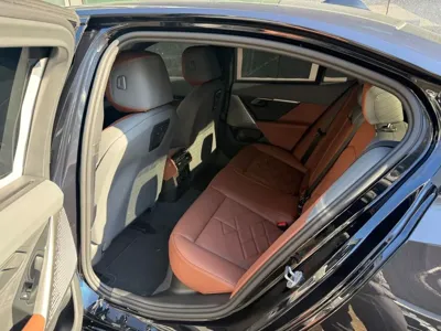 BMW 5-Series 2026, 890 км, за 47660000 KRW - фото 8