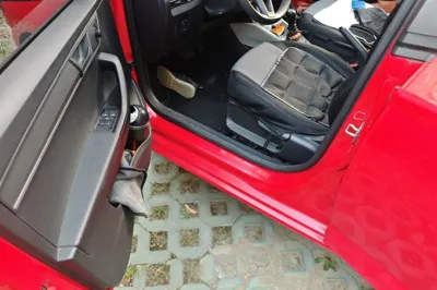 Skoda Fabia 2017, 96000 км, за 29528.09 CNY - фото 17