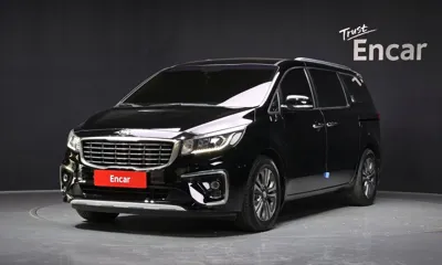Kia Canival · 2019 год