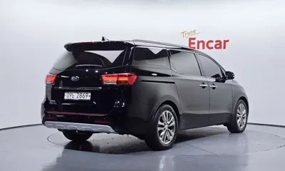Kia Canival 2017, 64880 км, за 15500000 KRW