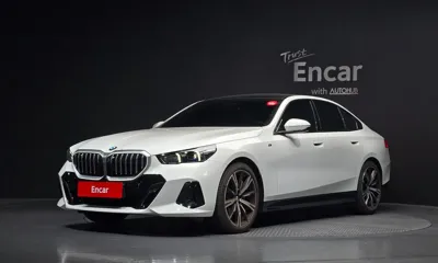 BMW 5-Series · 2025 год