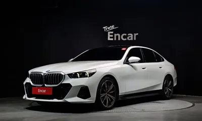 BMW 5-Series · 2026 год