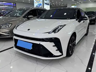 Lynk & Co 03 · 2022 год