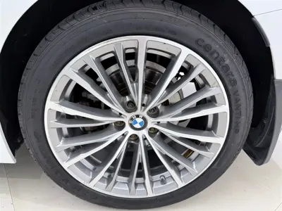 BMW 3 Series 2021, 46000 км, за 183800 CNY - фото 15