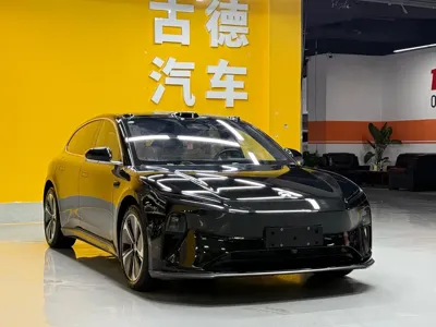 Nio ET5T 2025, 30000 км, за 143800 CNY