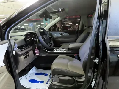 Kia Canival 2026, 2271 км, за 35500000 KRW - фото 9