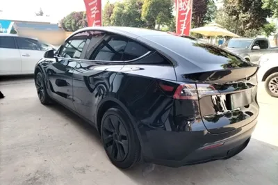 Tesla Model Y 2023, 51700 км, за 193509.69 CNY