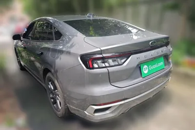 Ford Mondeo 2023, 4700 км, за 121139.81 CNY