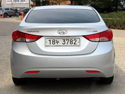 Hyundai Avante 2011, 62370 км, за 4500000 KRW