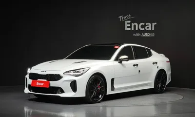 Kia Stinger · 2023 год