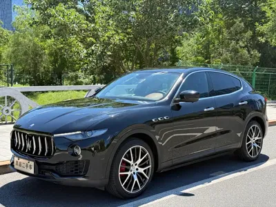 Maserati Levante · 2022 год