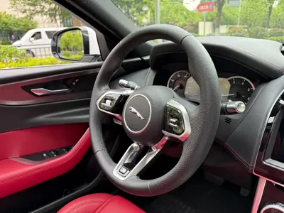 Jaguar XEL 2021, 90000 км, за 89800 CNY - фото 15