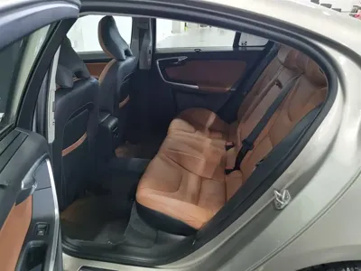 Volvo S60 2014, 98300 км, за 29900 CNY - фото 15