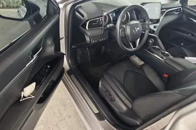 Toyota Camry 2021, 43200 км, за 112025.8 CNY - фото 18