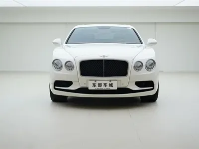 Bentley Flying Spur 2017, 56000 км, за 864800 CNY