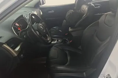 Jeep Cherokee 2017, 70200 км, за 52419.14 CNY - фото 22