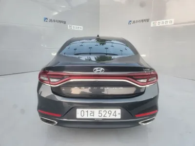 Hyundai Grandeur 2019, 60305 км, за 21900000 KRW - фото 3