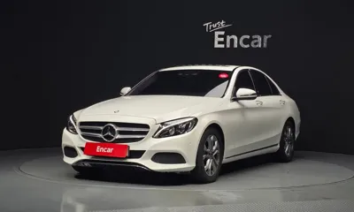 Mercedes-Benz C-Class · 2017 год