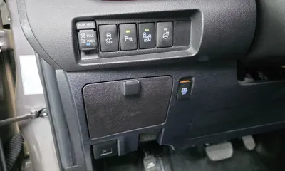 Toyota Sienna 2017, 81491 км, за 19900000 KRW - фото 13