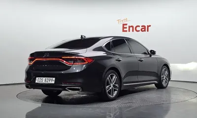 Hyundai Grandeur 2018, 130012 км, за 11600000 KRW