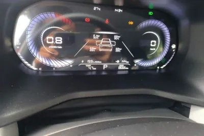 Geely Auto Emgrand 2022, 8600 км, за 54383.75 CNY - фото 9