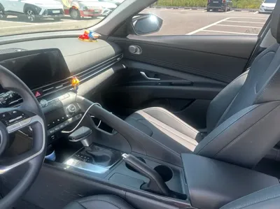 Hyundai Avante 2026, 9036 км, за 20870000 KRW - фото 9