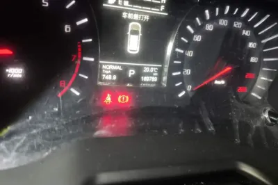 GAC Trumpchi GS4 2015, 169700 км, за 26244.93 CNY - фото 13