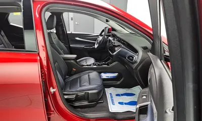 ChevroletGMDaewoo 볼트 EUV 2022, 56079 км, за 21500000 KRW - фото 12