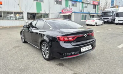 Renault-KoreaSamsung SM6 2016, 124630 км, за 5900000 KRW