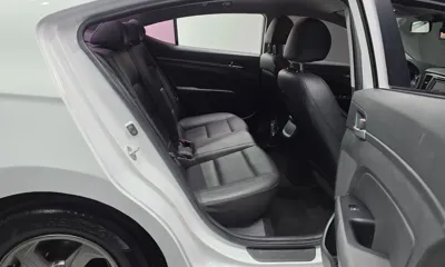 Hyundai Avante 2017, 64952 км, за 6990000 KRW - фото 12
