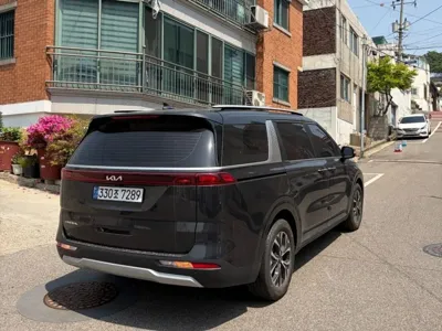 Kia Canival 2023, 88882 км, за 29100000 KRW